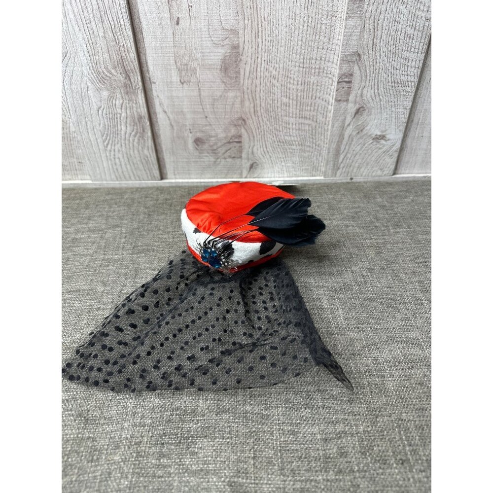 Disney Villains Cruella De Vil Adult Novelty Hat w/ Polka Dot Veil Costume